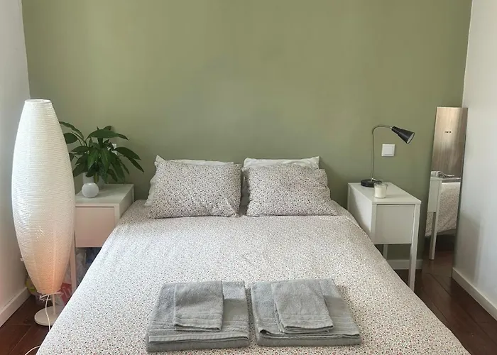 Casa Da Regueira, Charmoso Refugio Em Alfama * 리스본